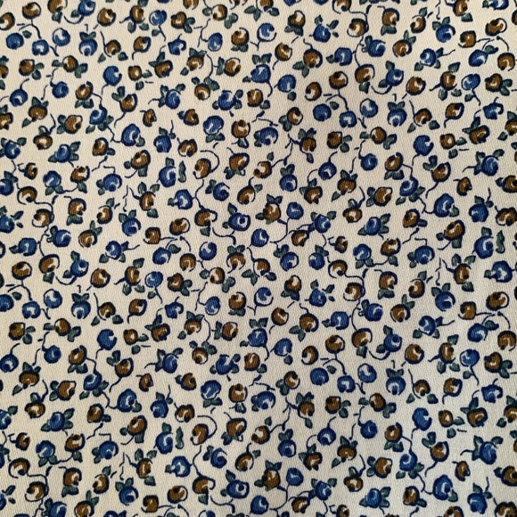 Slim fit, Printed European Fabrics, Casual Shirt - Picture 2 of 2